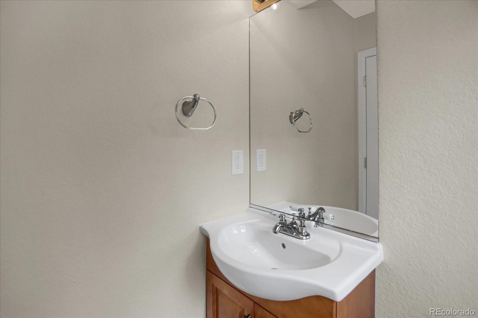 MLS Image #9 for 3300 w florida avenue,denver, Colorado