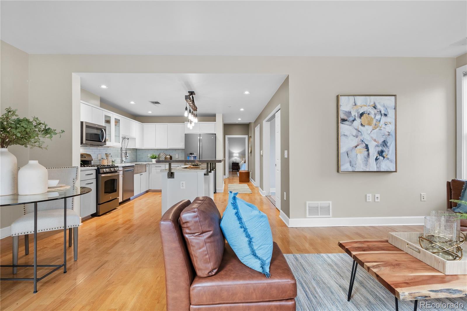 MLS Image #28 for 1630 n clarkson street,denver, Colorado