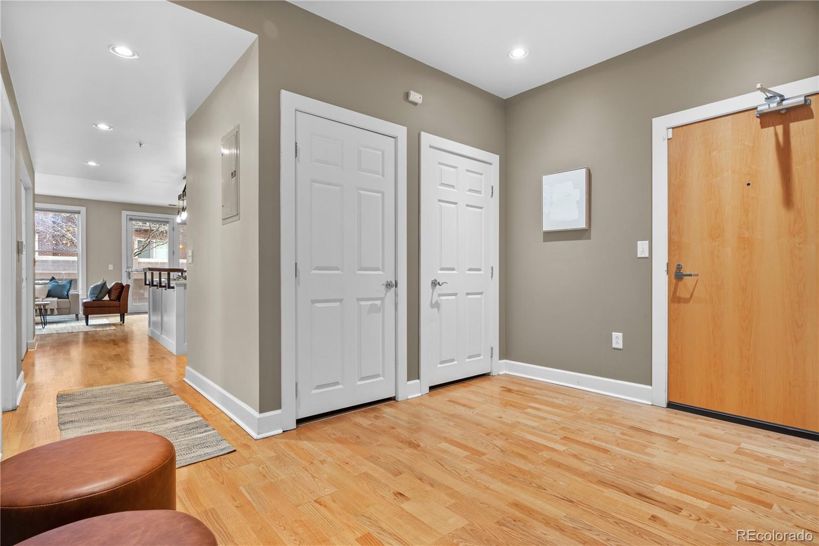 MLS Image #3 for 1630 n clarkson street,denver, Colorado