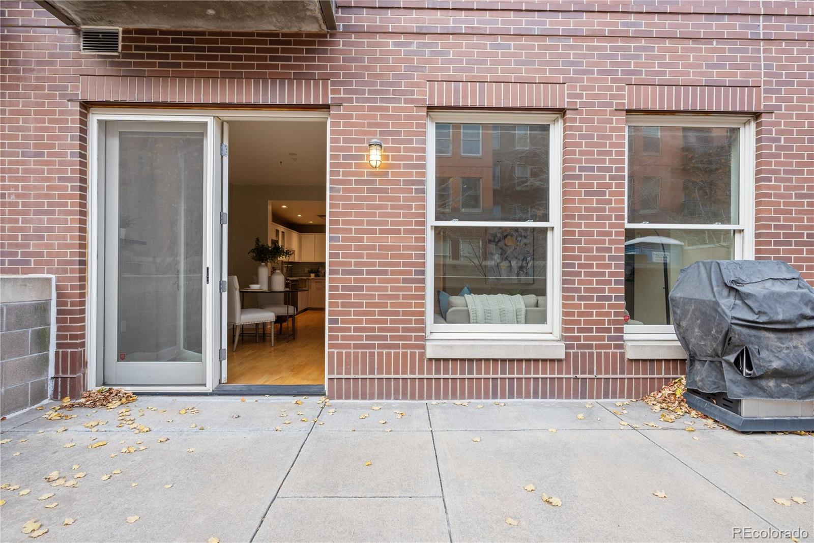 MLS Image #31 for 1630 n clarkson street,denver, Colorado