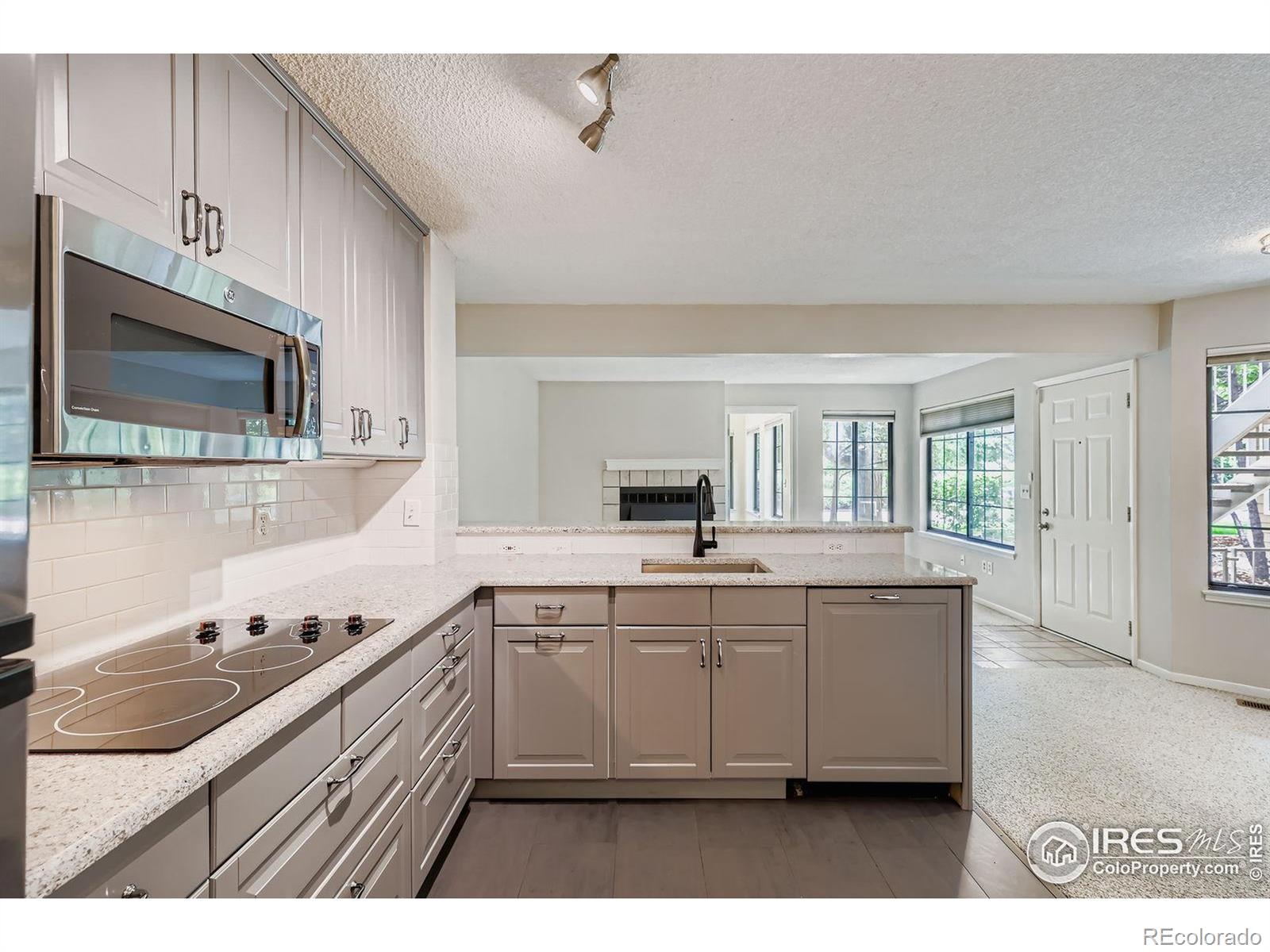 MLS Image #5 for 4767  white rock circle,boulder, Colorado