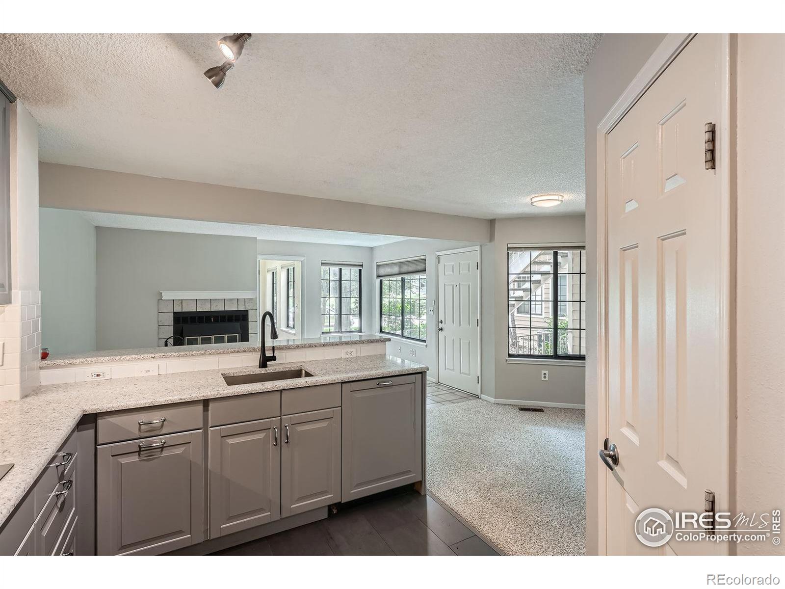 MLS Image #7 for 4767  white rock circle,boulder, Colorado