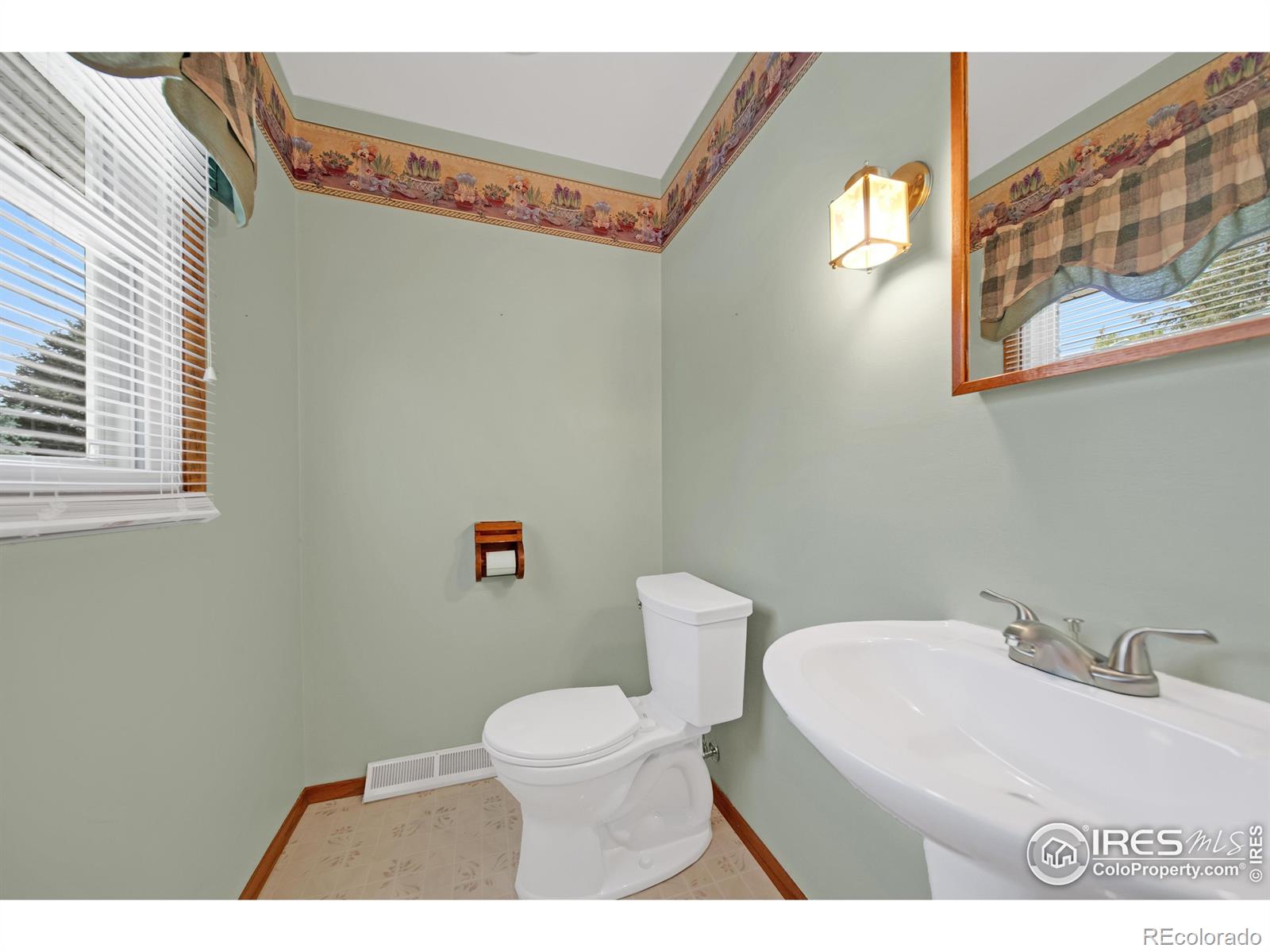 MLS Image #10 for 15533  highway 144 ,fort morgan, Colorado
