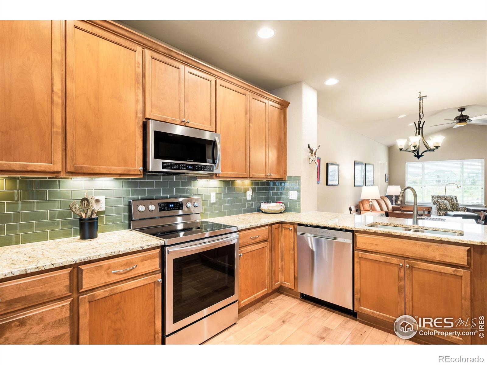 MLS Image #13 for 1152  village circle,erie, Colorado