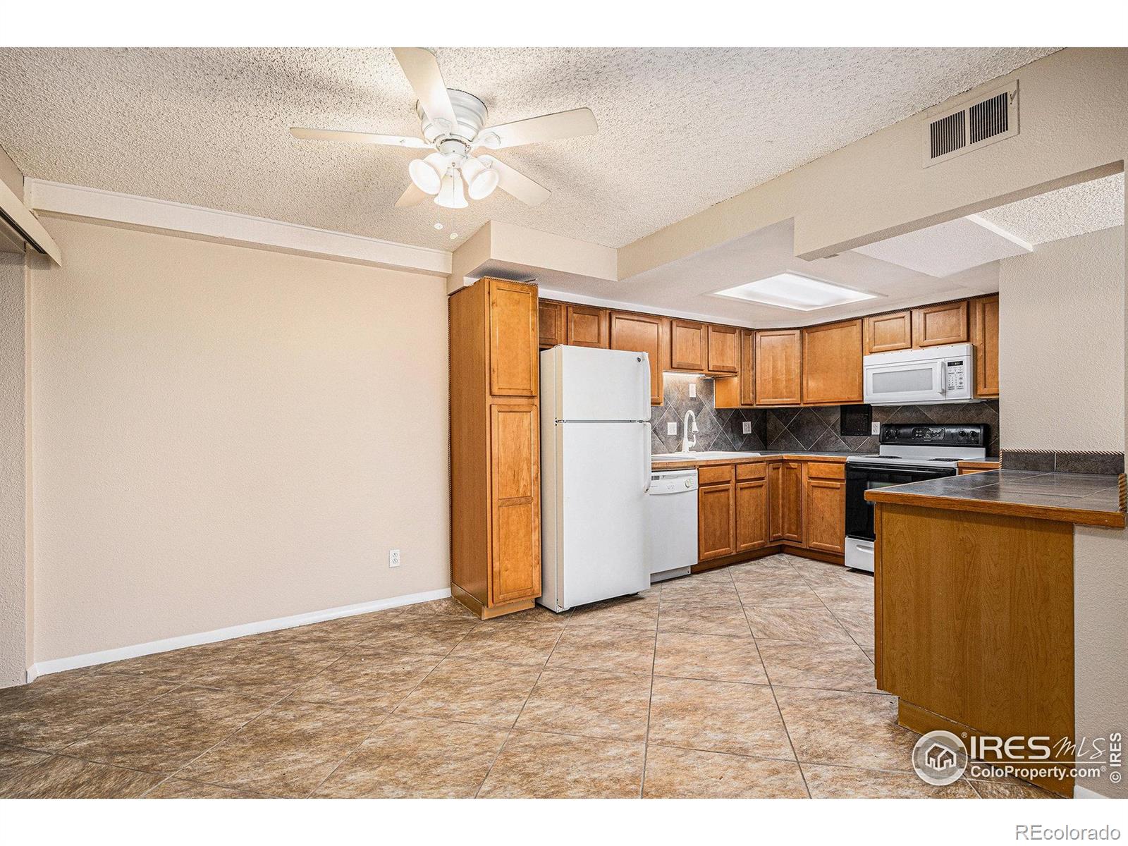MLS Image #6 for 12142  huron street,denver, Colorado