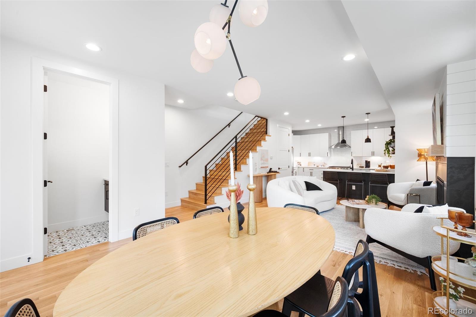 MLS Image #11 for 1829 s pearl street,denver, Colorado
