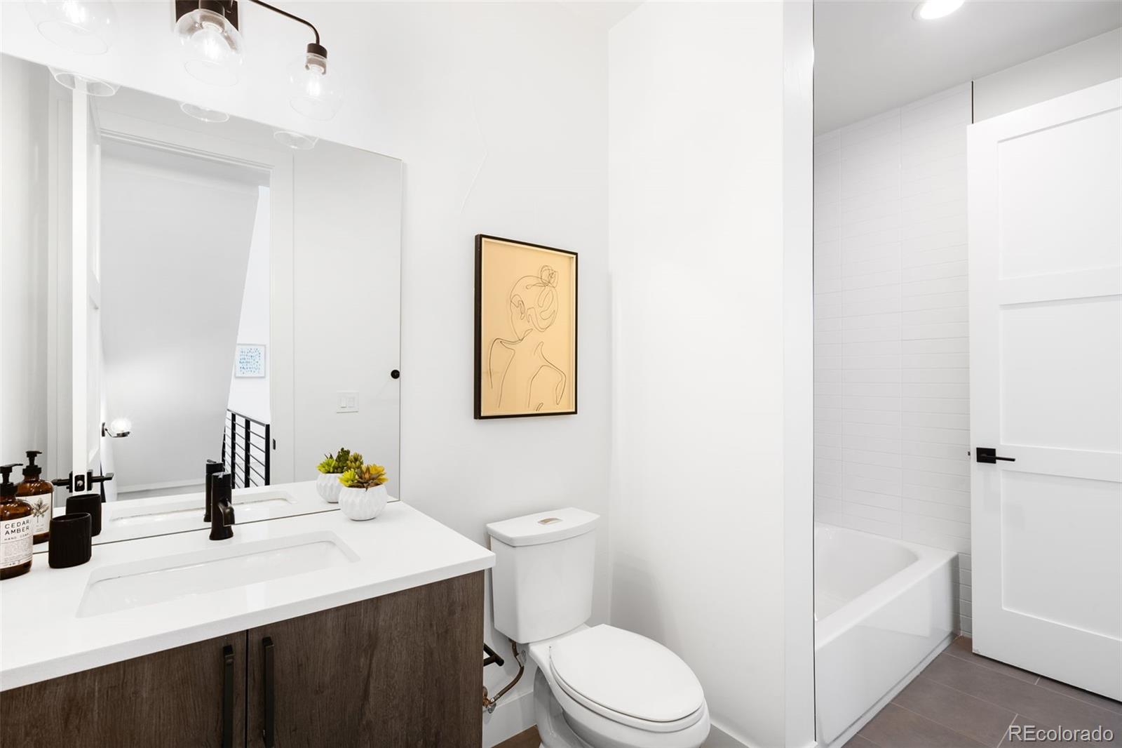MLS Image #15 for 1829 s pearl street,denver, Colorado