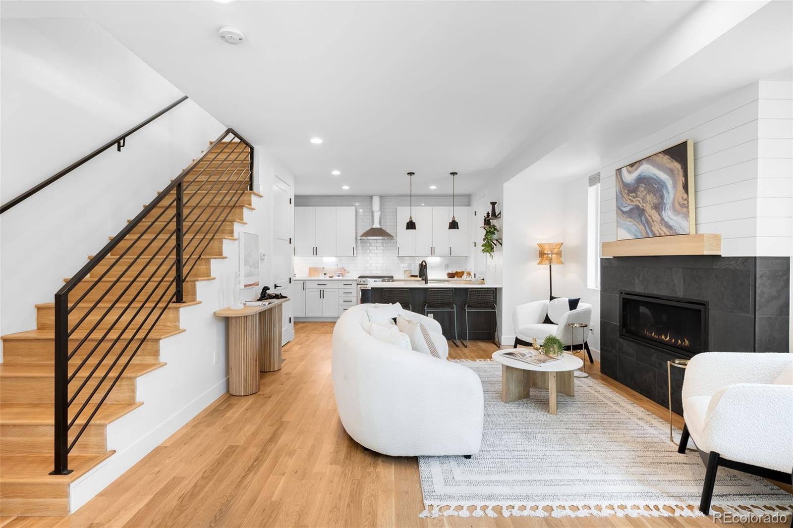 MLS Image #2 for 1829 s pearl street,denver, Colorado