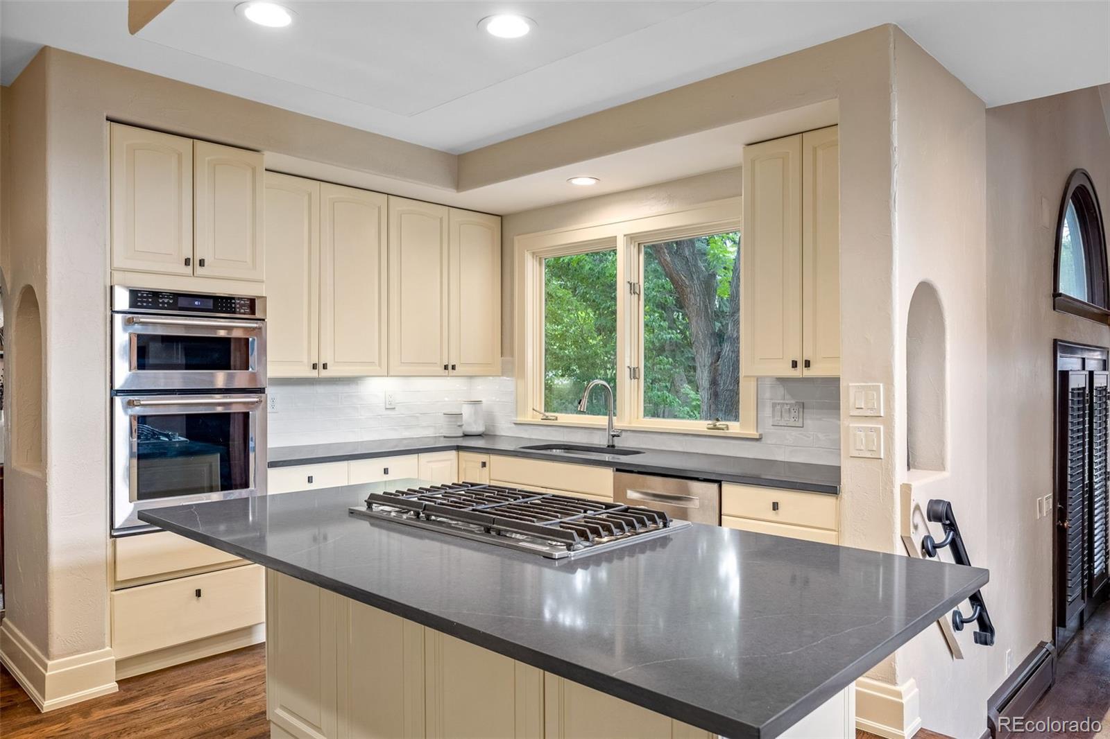 MLS Image #7 for 229  albion street,denver, Colorado