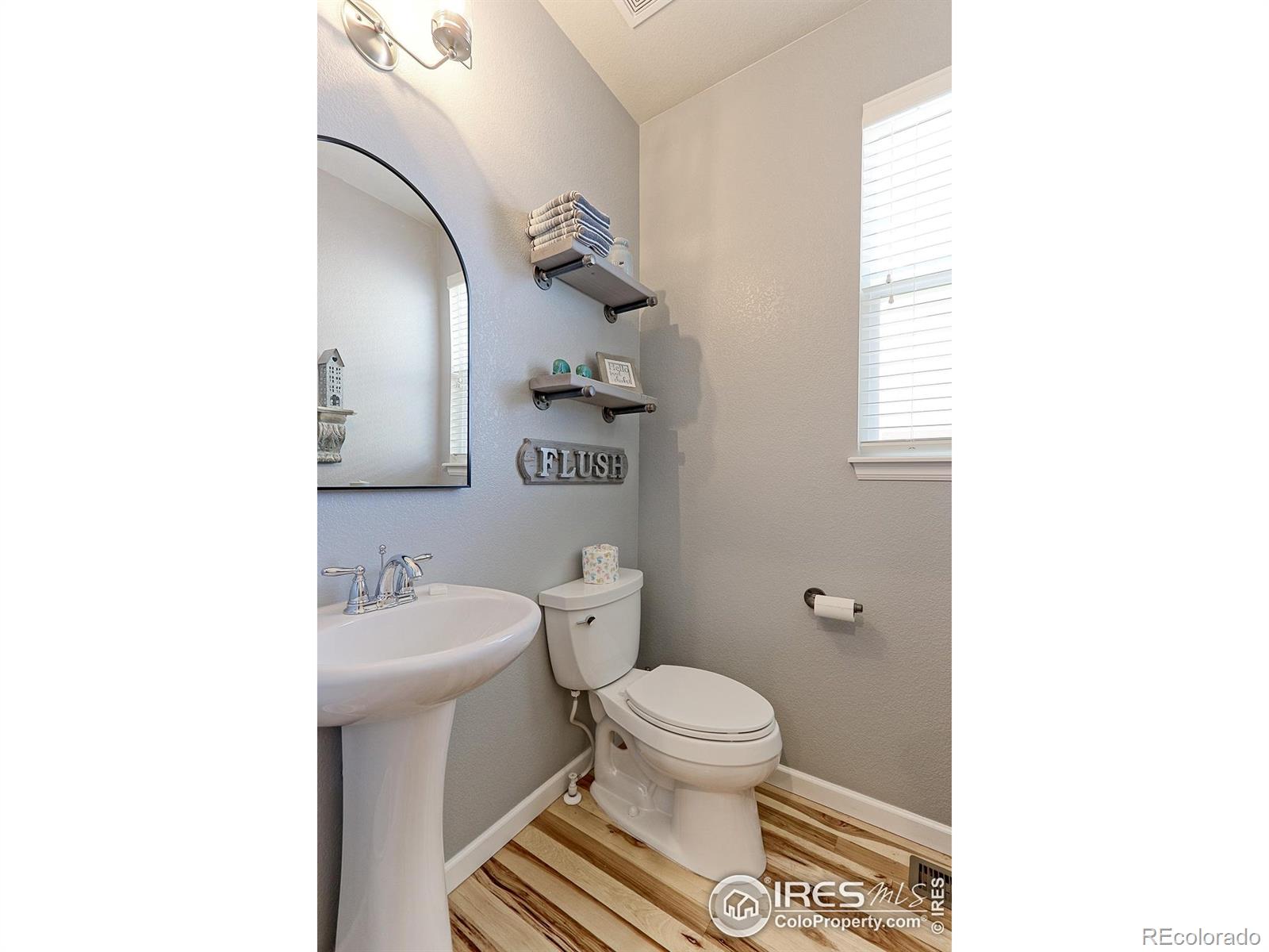 MLS Image #3 for 16745  williams street,thornton, Colorado