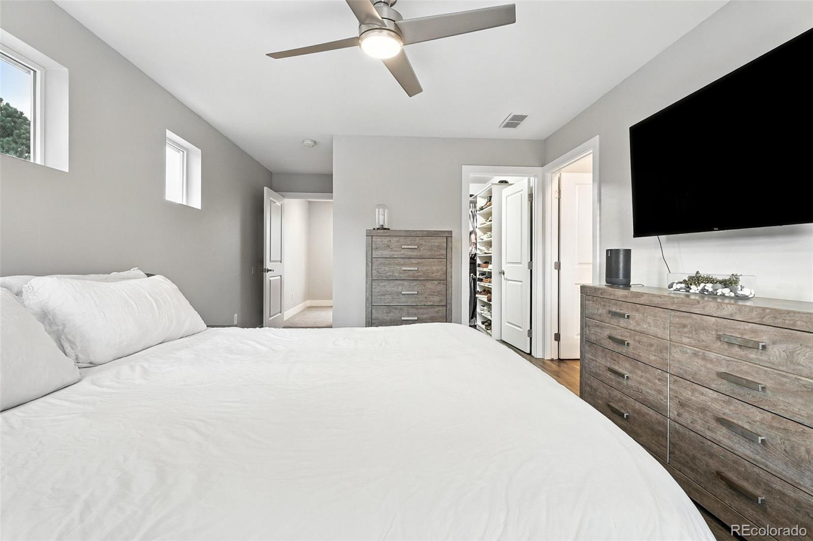 MLS Image #24 for 3320 s eudora street,denver, Colorado