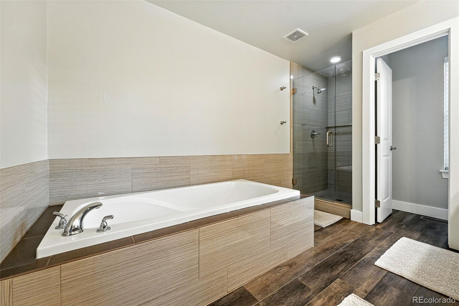 MLS Image #26 for 3320 s eudora street,denver, Colorado
