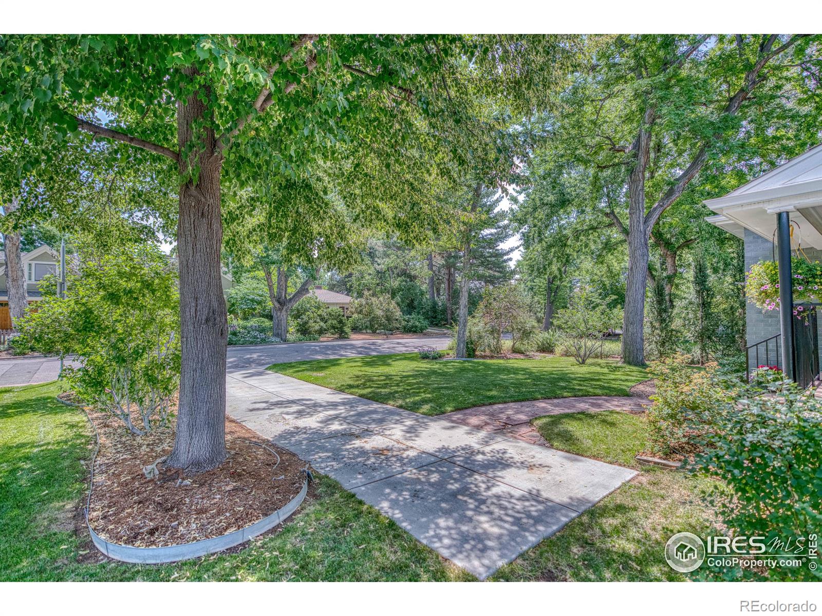 MLS Image #38 for 1173  niagara street,denver, Colorado