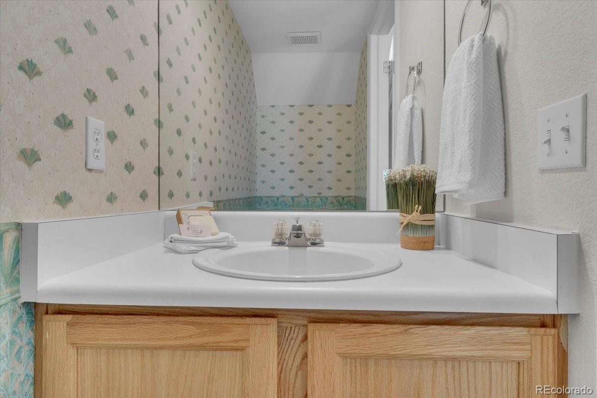 MLS Image #22 for 1982 e 103rd avenue,thornton, Colorado