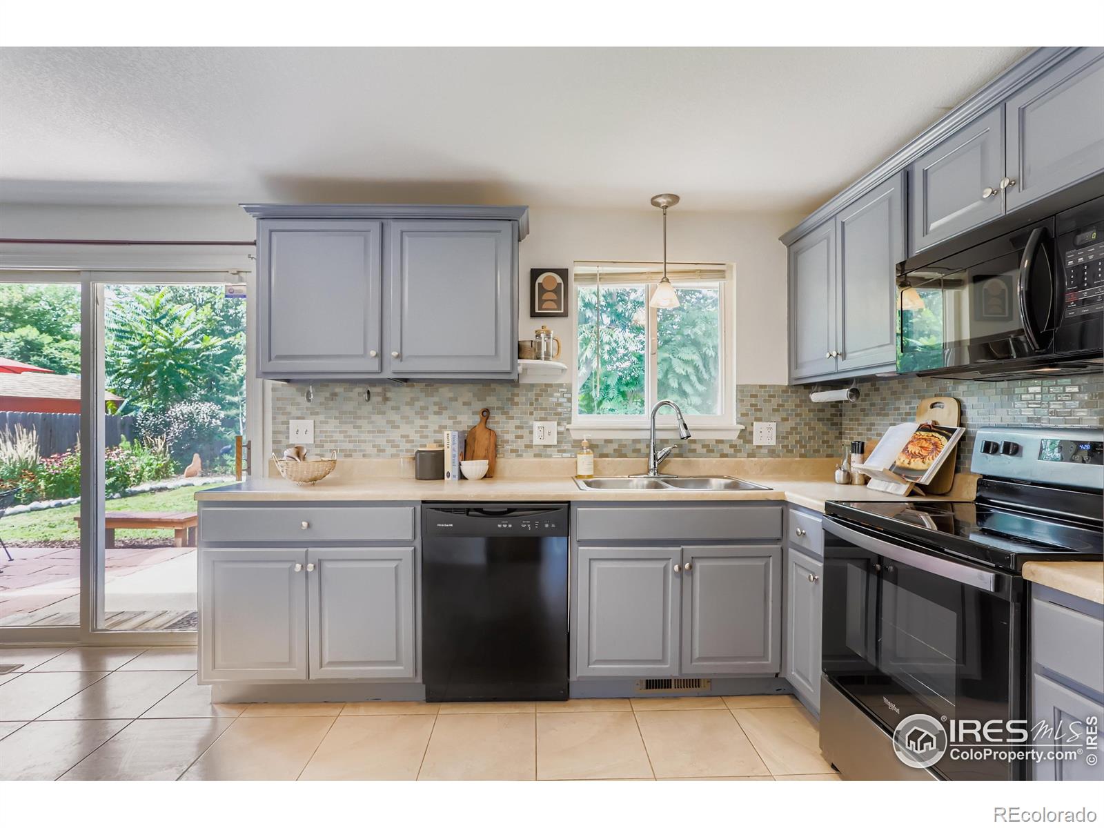 MLS Image #9 for 633  hilltop street,longmont, Colorado