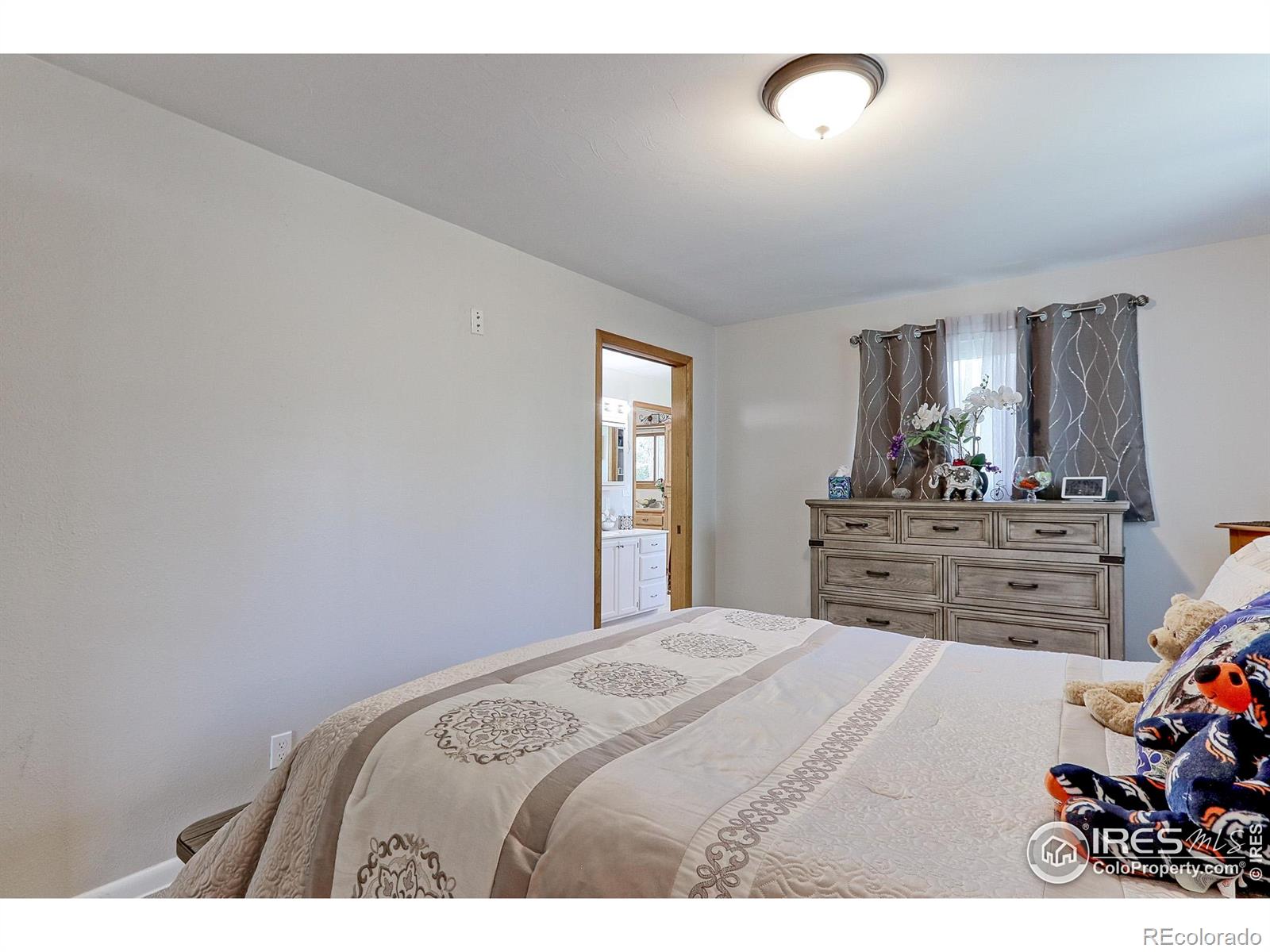 MLS Image #16 for 12384 w 61st avenue,arvada, Colorado