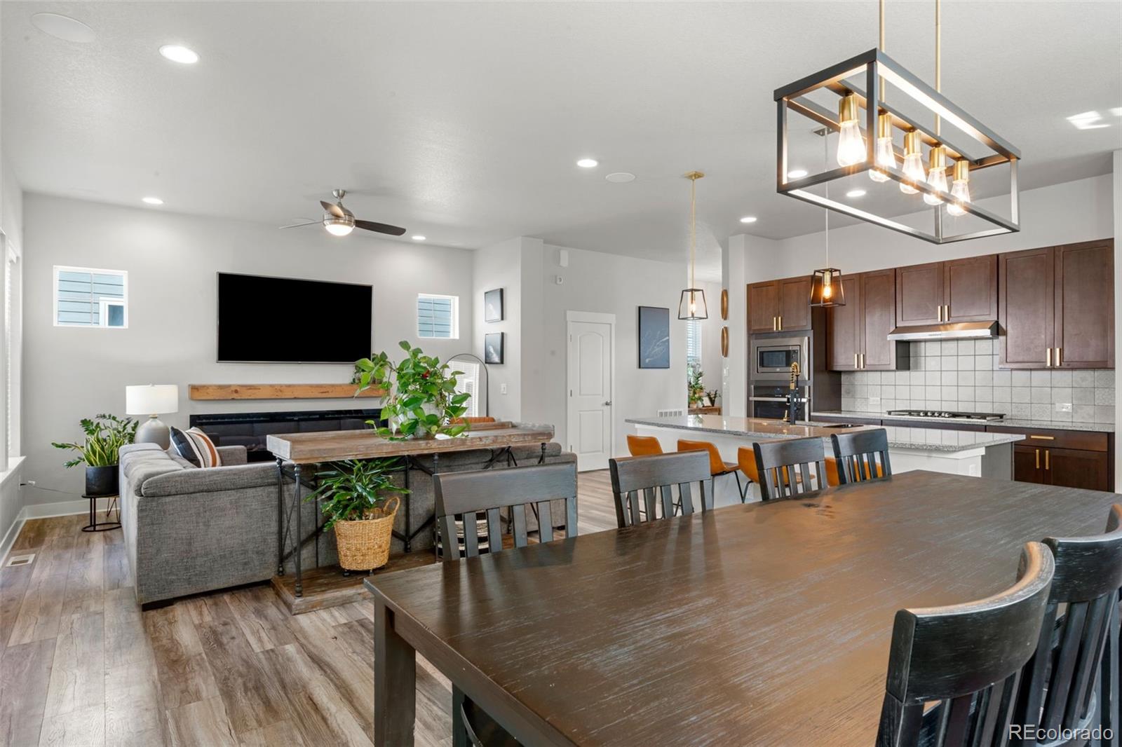 MLS Image #7 for 21473 e 59th place,aurora, Colorado