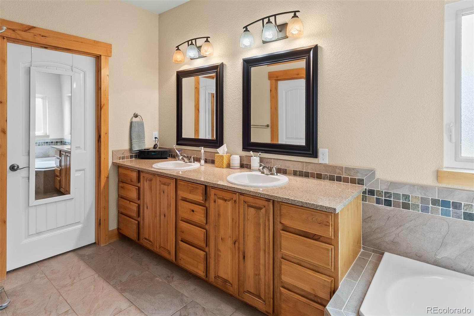 MLS Image #17 for 2862  ariel drive,loveland, Colorado
