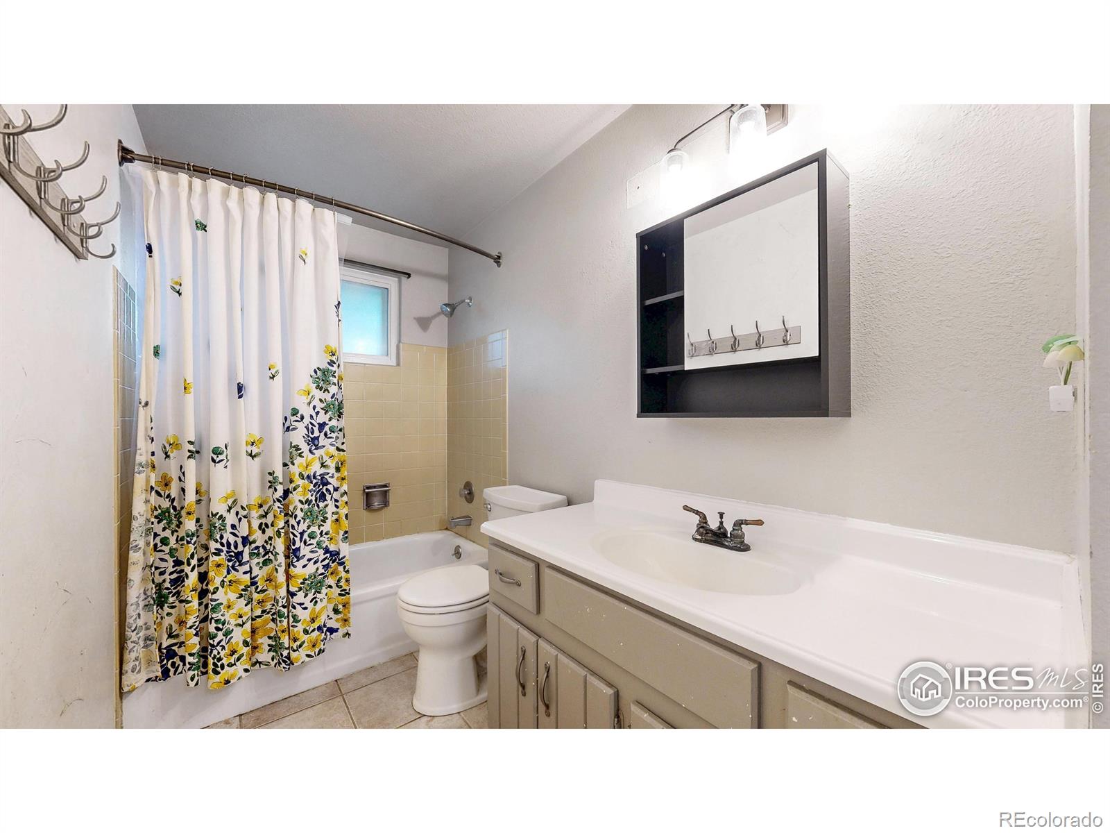 MLS Image #14 for 2421  fleming drive,loveland, Colorado