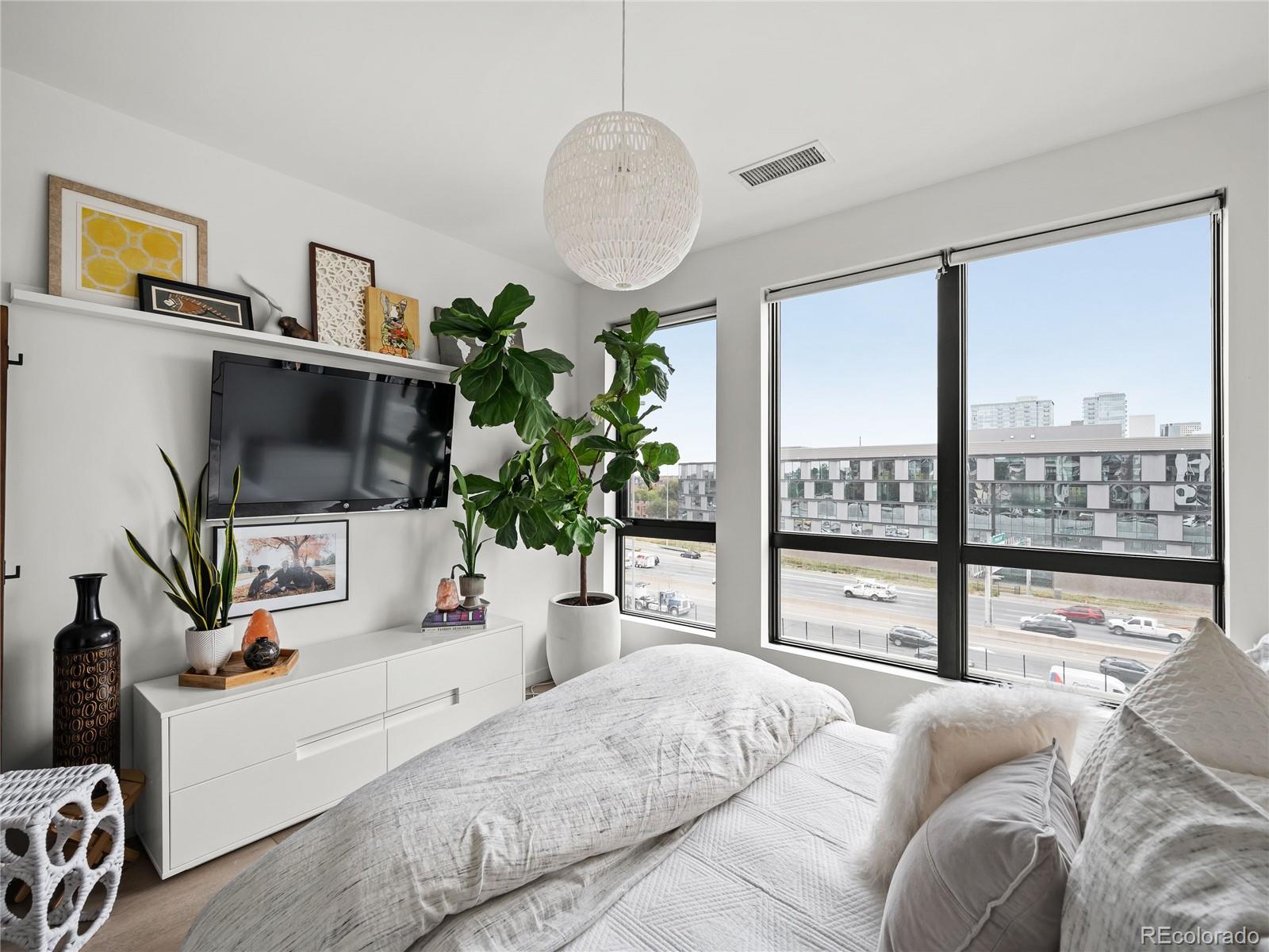 MLS Image #24 for 1735  central street,denver, Colorado