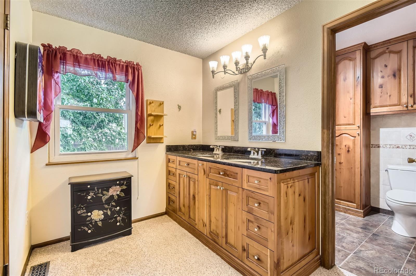 MLS Image #12 for 5539 e briarwood circle,centennial, Colorado