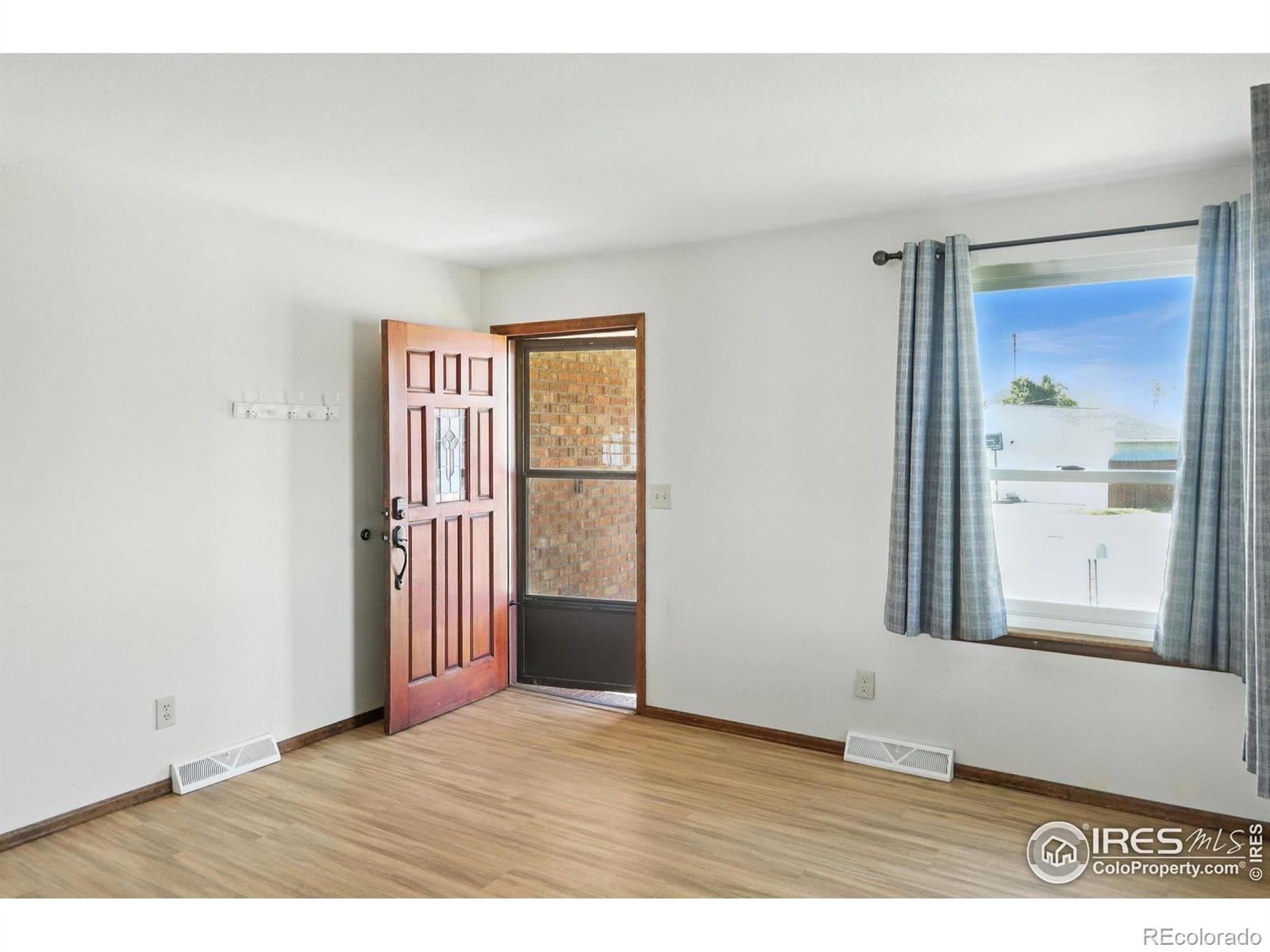 MLS Image #3 for 1041  denver street,brighton, Colorado