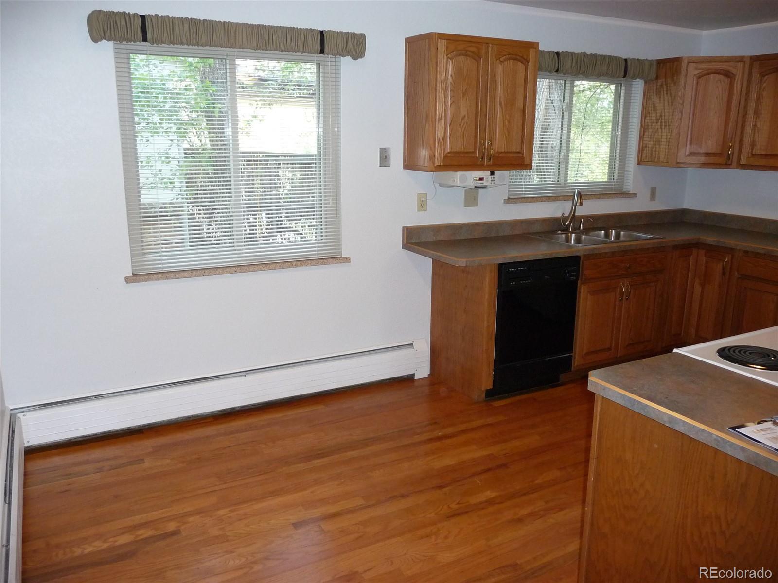 MLS Image #16 for 2411 s josephine street,denver, Colorado