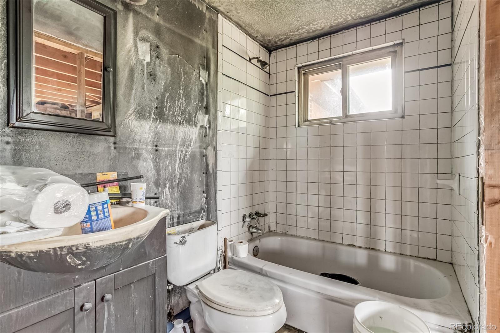 MLS Image #10 for 3175 s clay street,englewood, Colorado