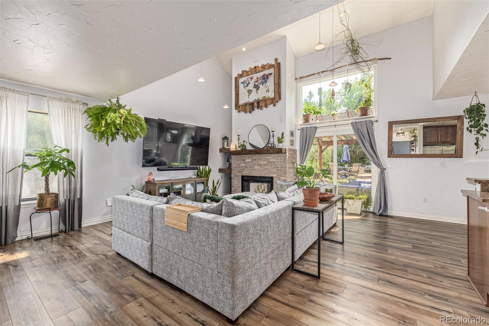 MLS Image #5 for 11546 e ellsworth place,aurora, Colorado
