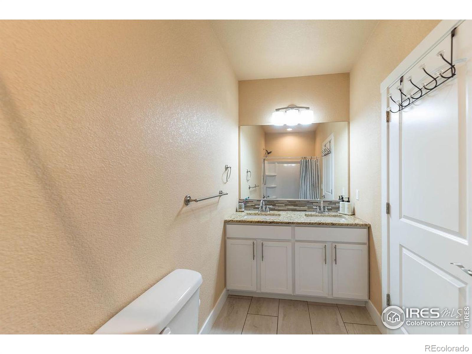 MLS Image #12 for 27850  hopi trail,loveland, Colorado