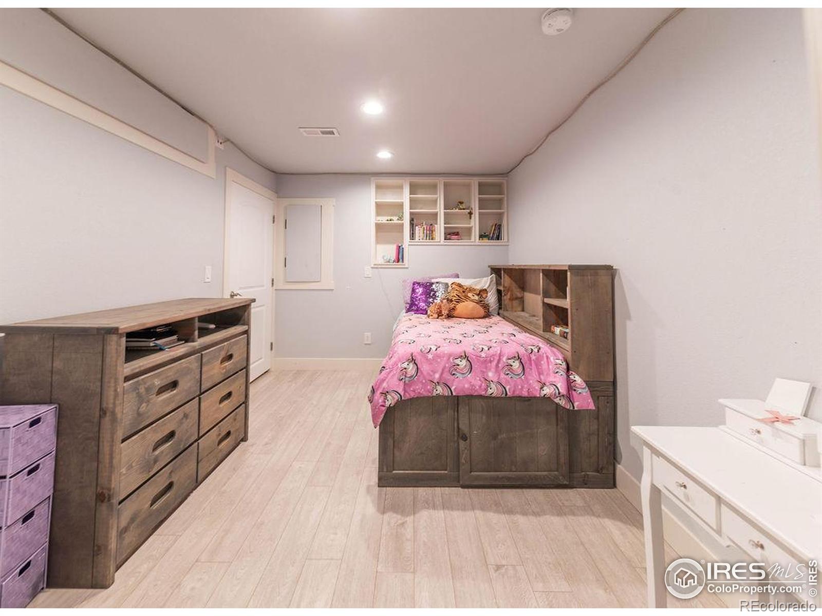 MLS Image #19 for 27850  hopi trail,loveland, Colorado