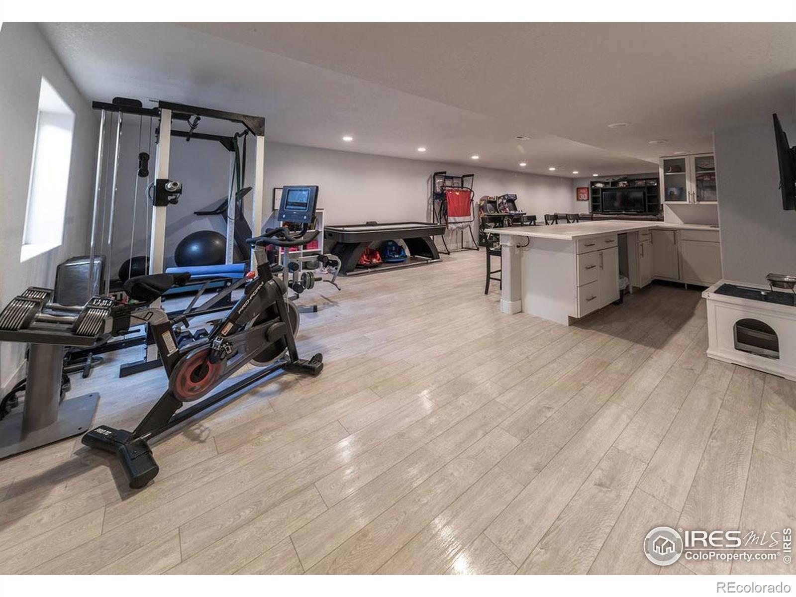 MLS Image #21 for 27850  hopi trail,loveland, Colorado