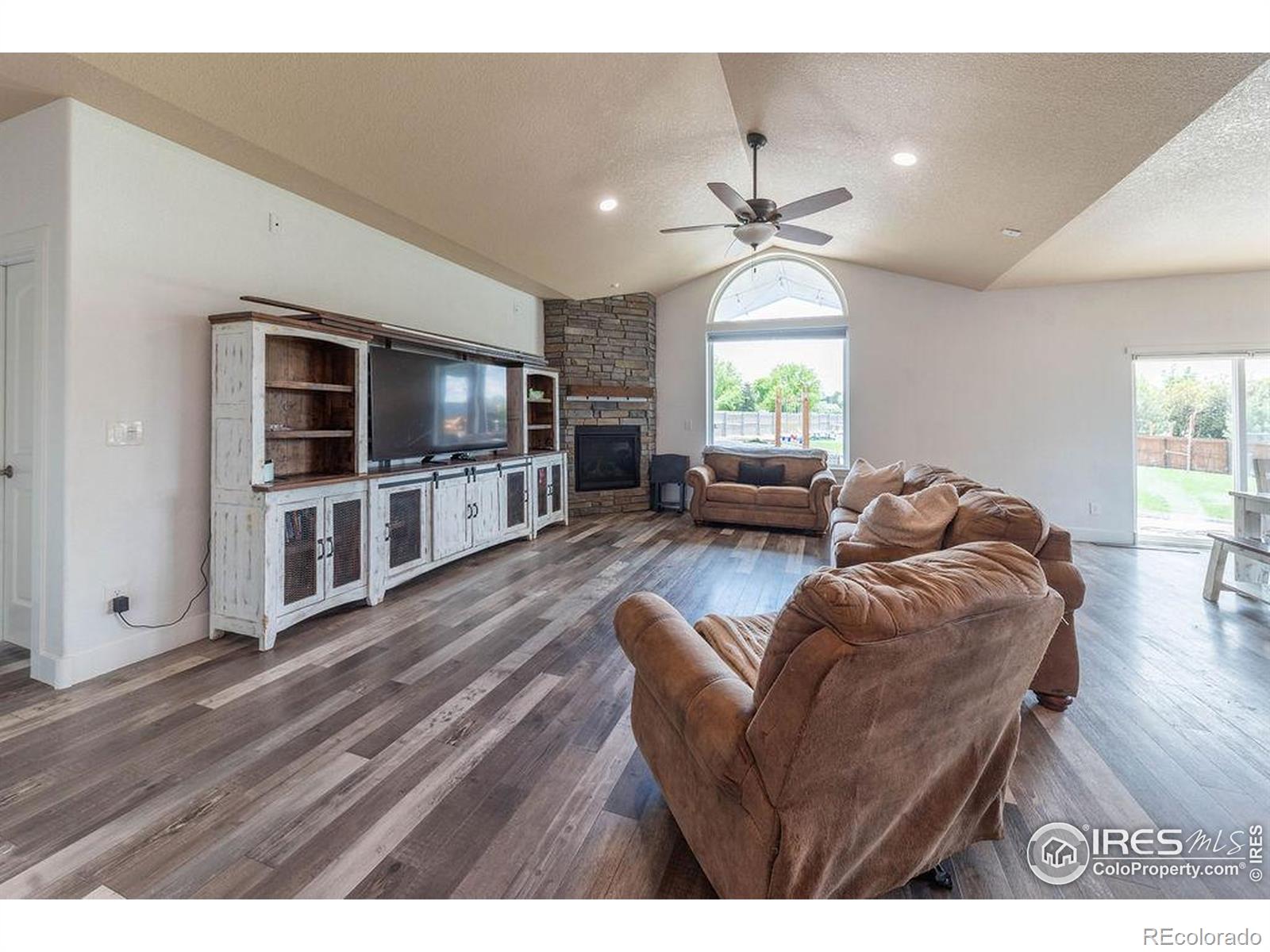 MLS Image #3 for 27850  hopi trail,loveland, Colorado