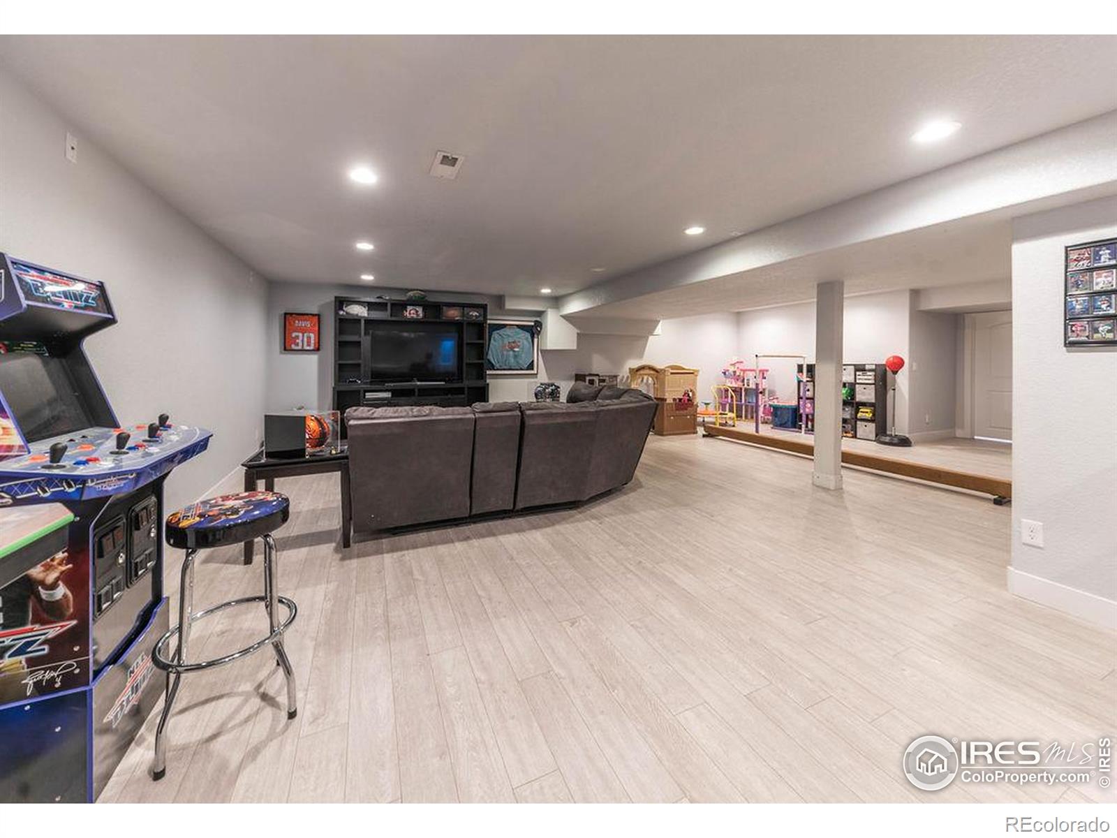 MLS Image #31 for 27850  hopi trail,loveland, Colorado