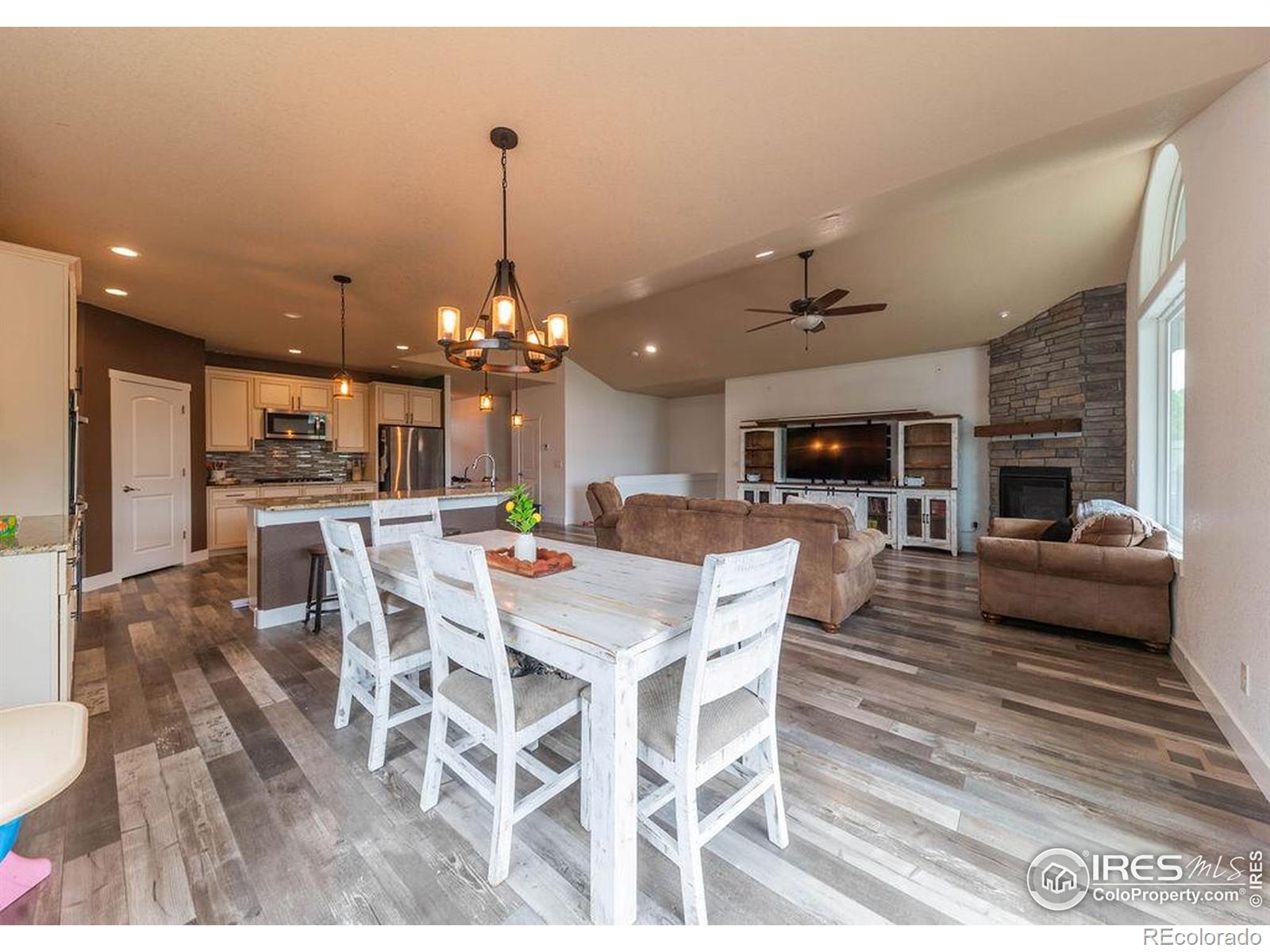 MLS Image #4 for 27850  hopi trail,loveland, Colorado