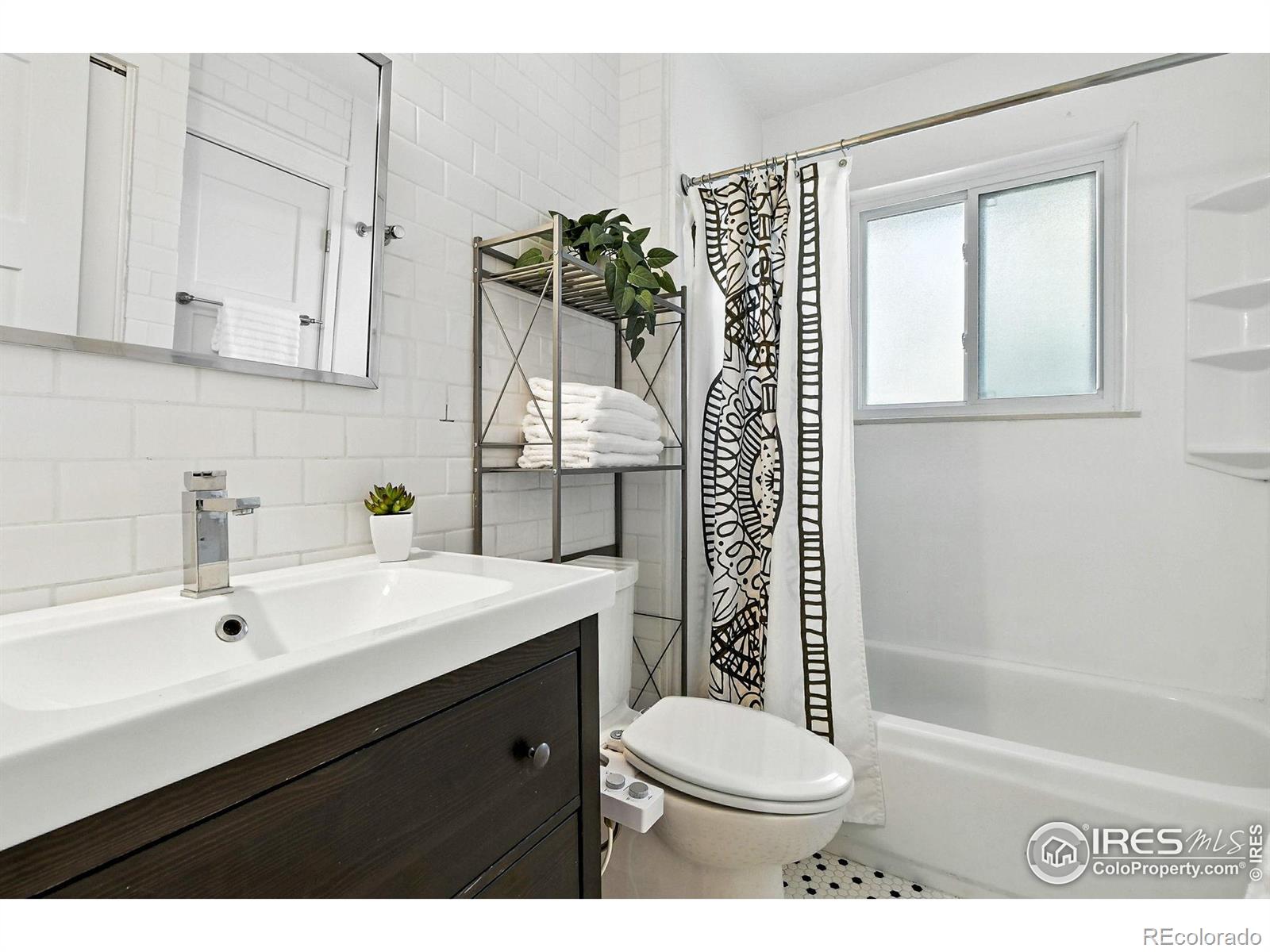 MLS Image #14 for 697  fireside street,louisville, Colorado