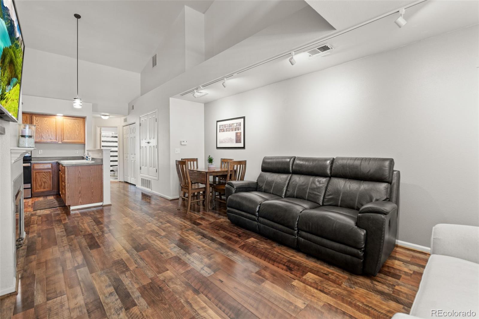 MLS Image #7 for 18611 e water drive,aurora, Colorado