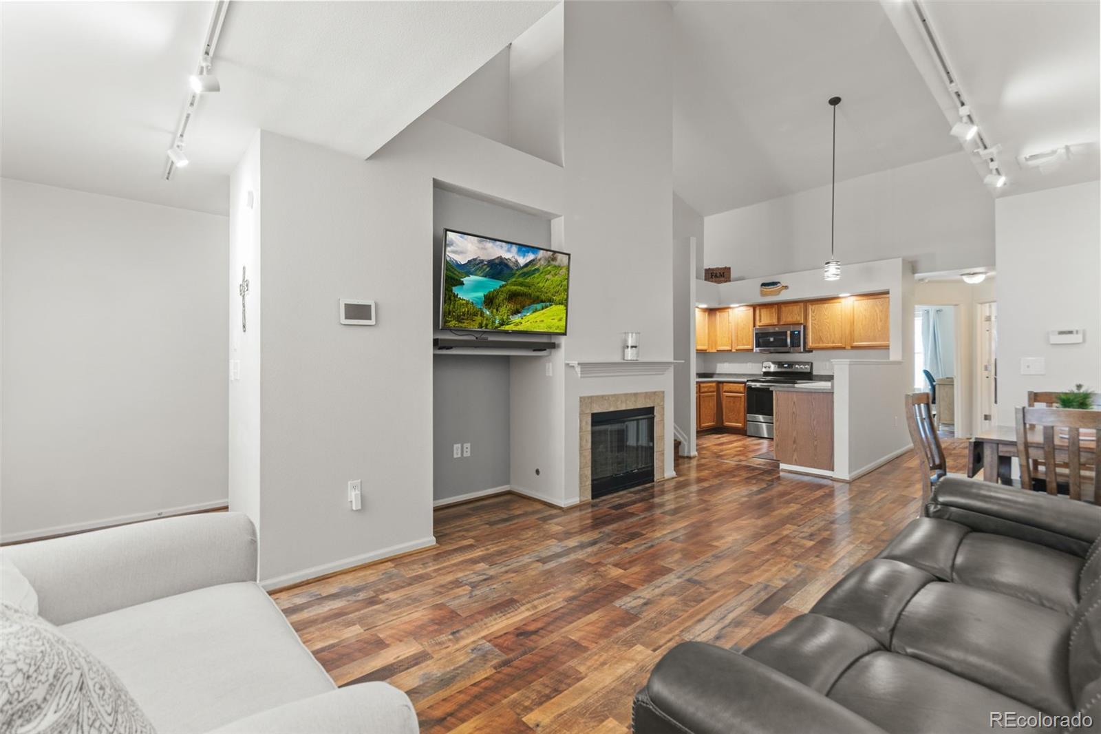 MLS Image #9 for 18611 e water drive,aurora, Colorado