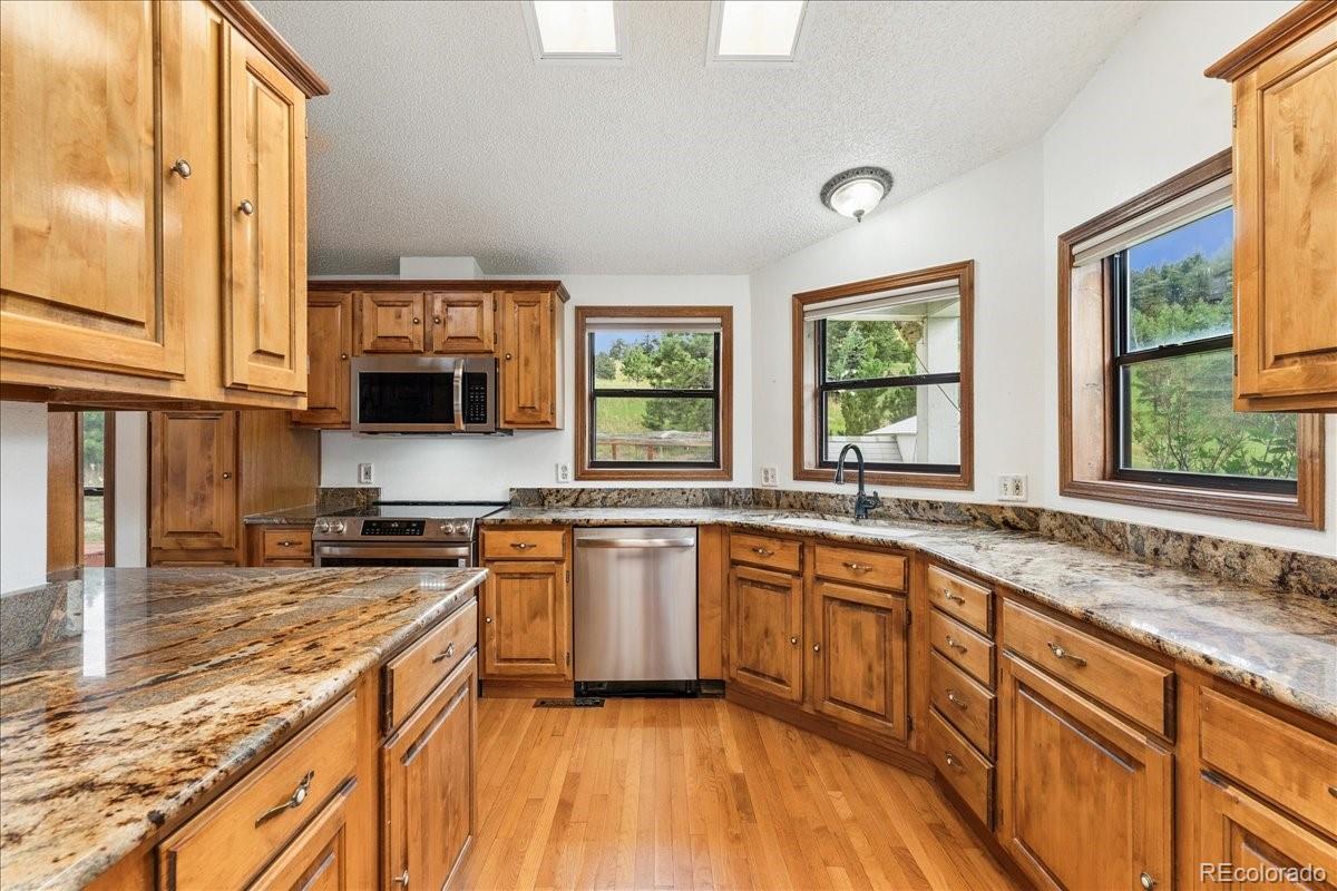 MLS Image #12 for 11846  crescent park drive,golden, Colorado