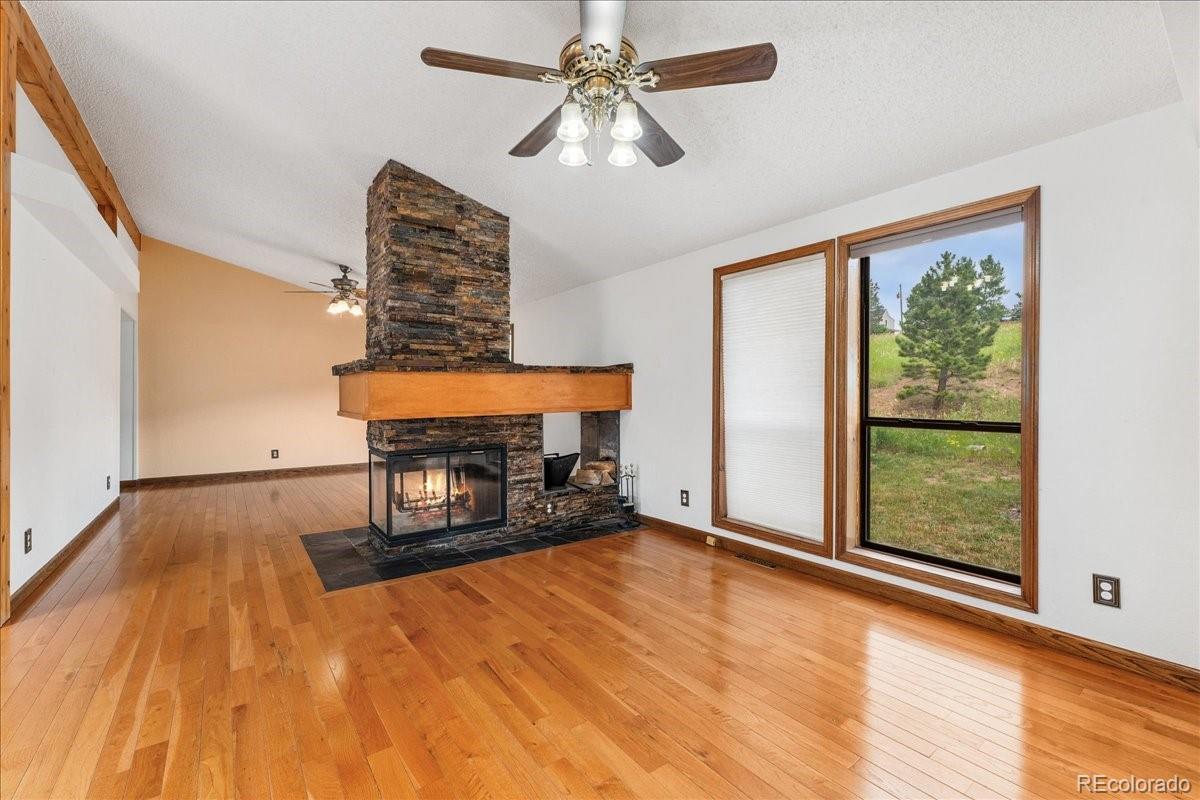 MLS Image #16 for 11846  crescent park drive,golden, Colorado