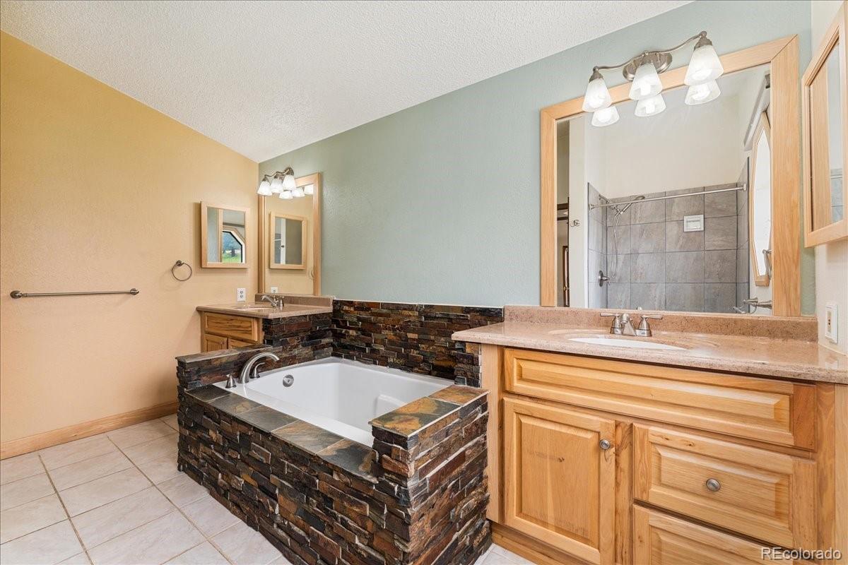 MLS Image #29 for 11846  crescent park drive,golden, Colorado