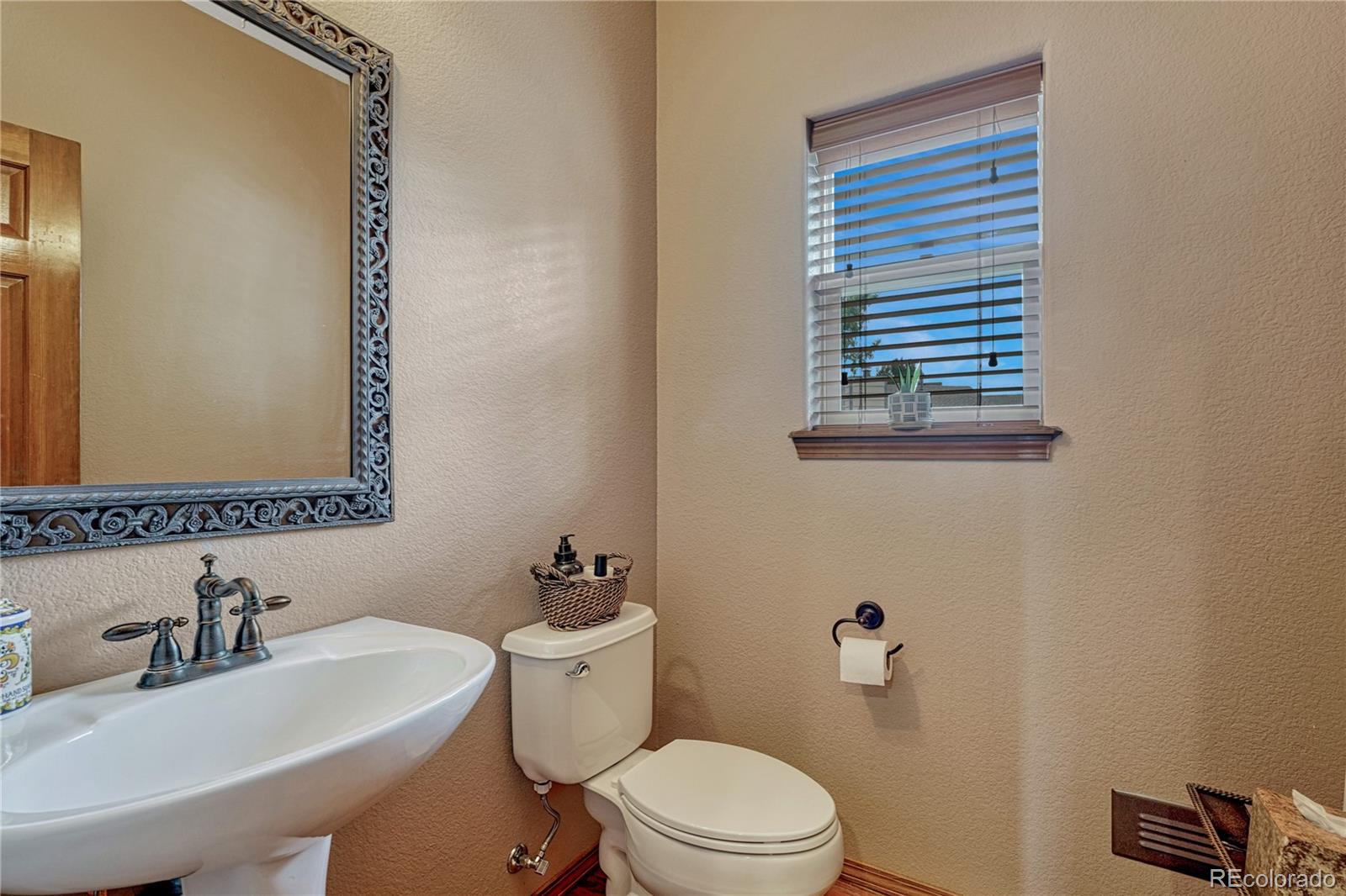 MLS Image #16 for 2563  integrity court,colorado springs, Colorado