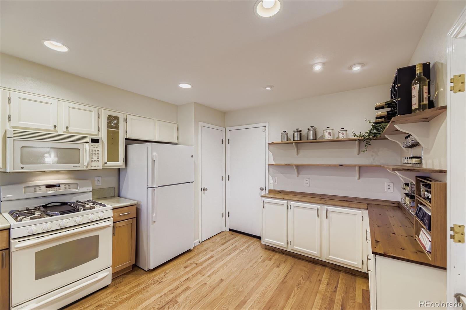 MLS Image #12 for 6579 s jackson street,centennial, Colorado