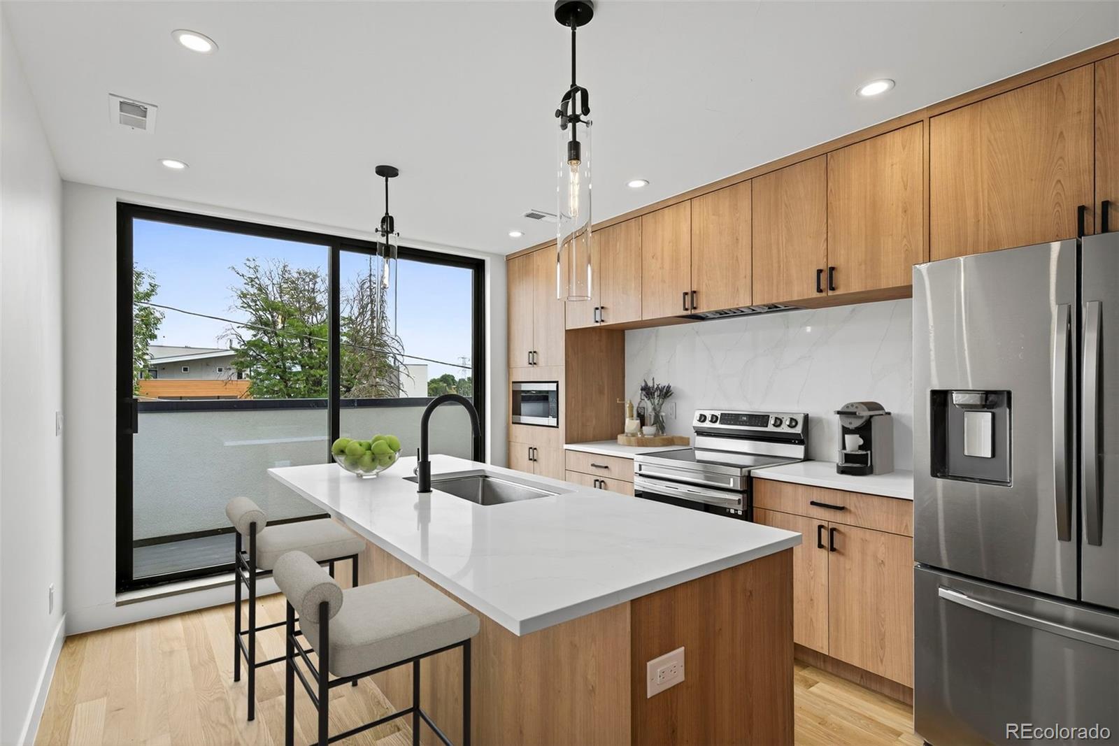 MLS Image #4 for 1258  yates street,denver, Colorado