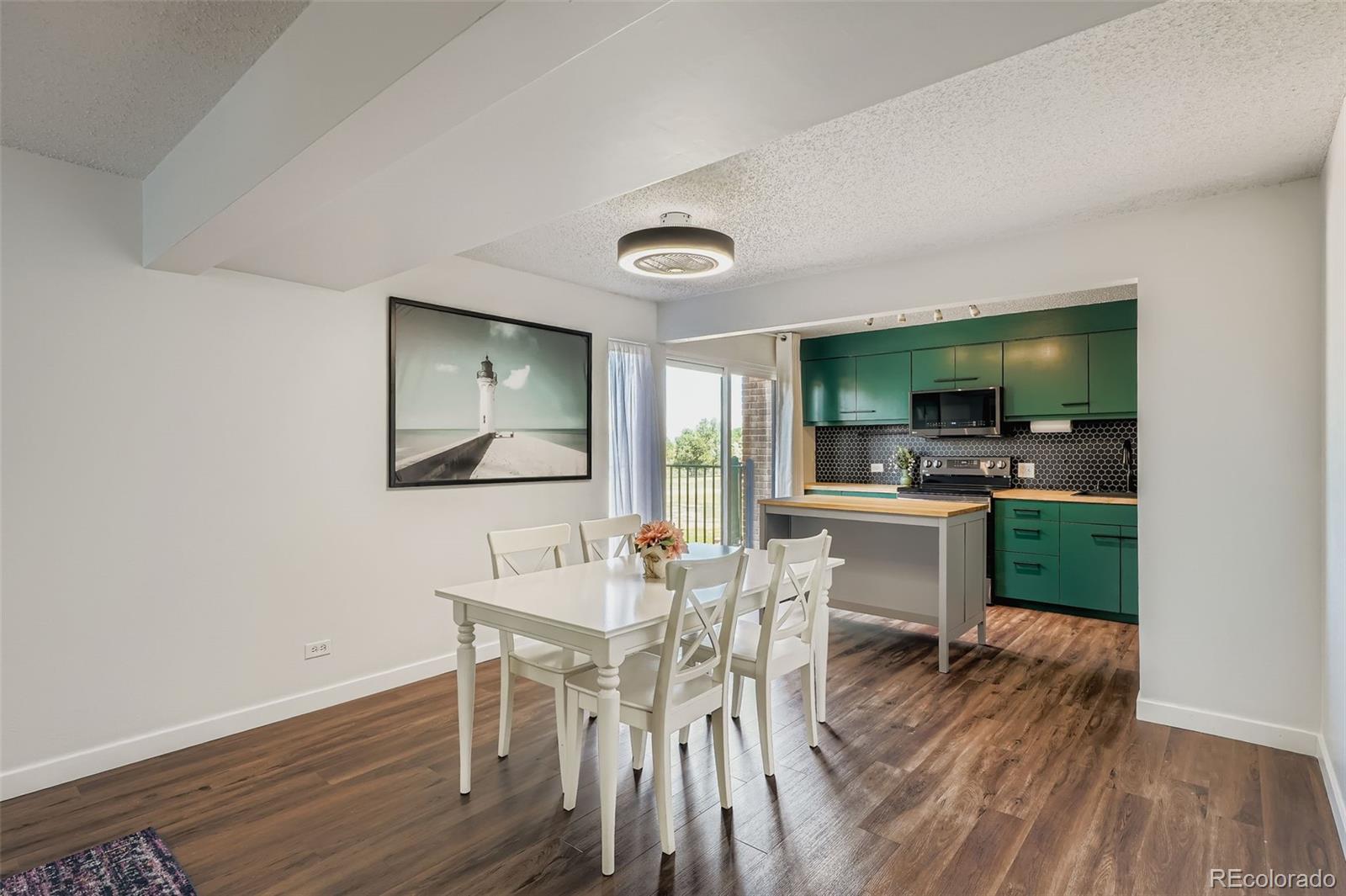 MLS Image #8 for 2917 s locust street,denver, Colorado