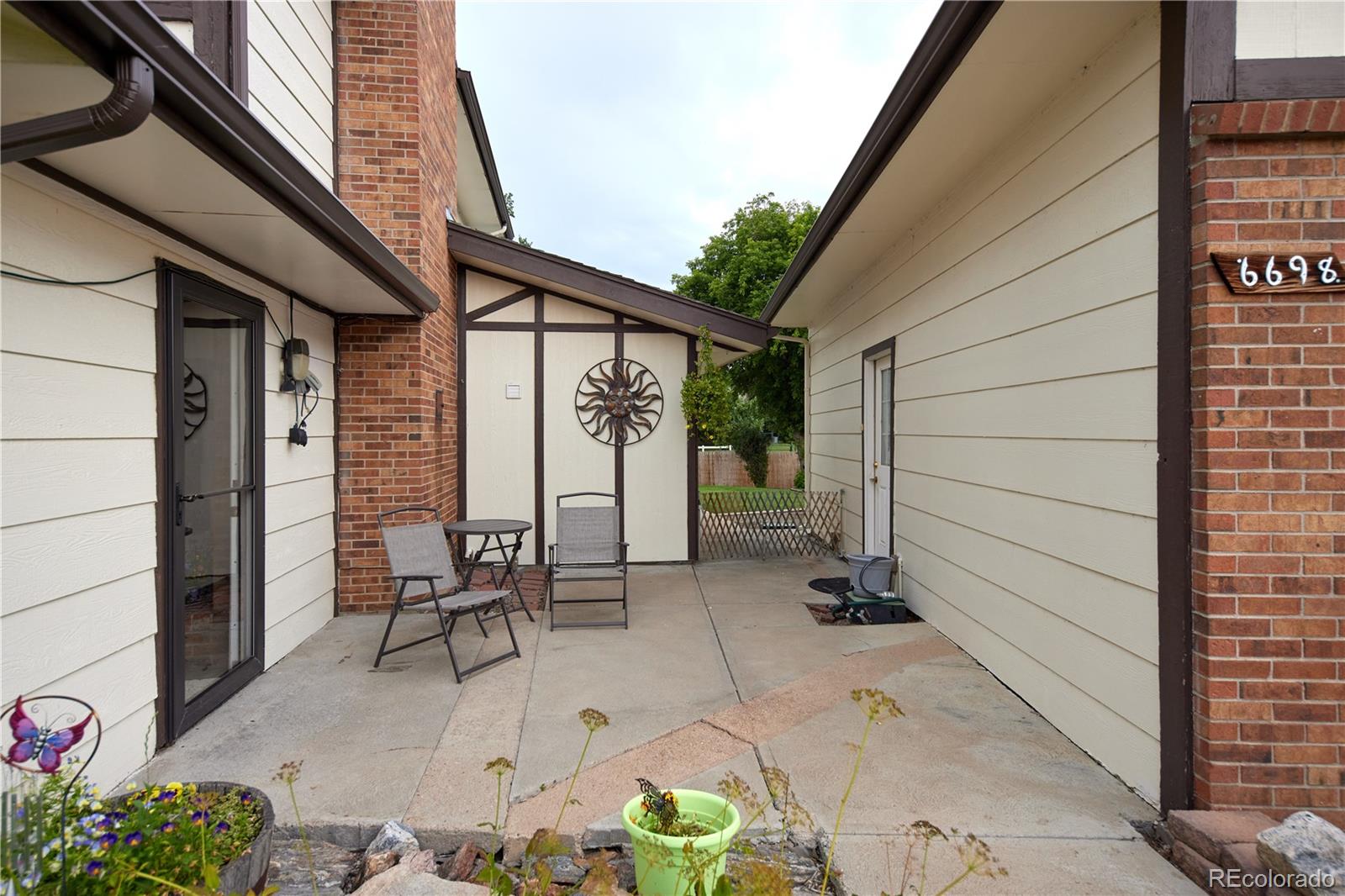MLS Image #37 for 6698 w kenyon avenue,denver, Colorado