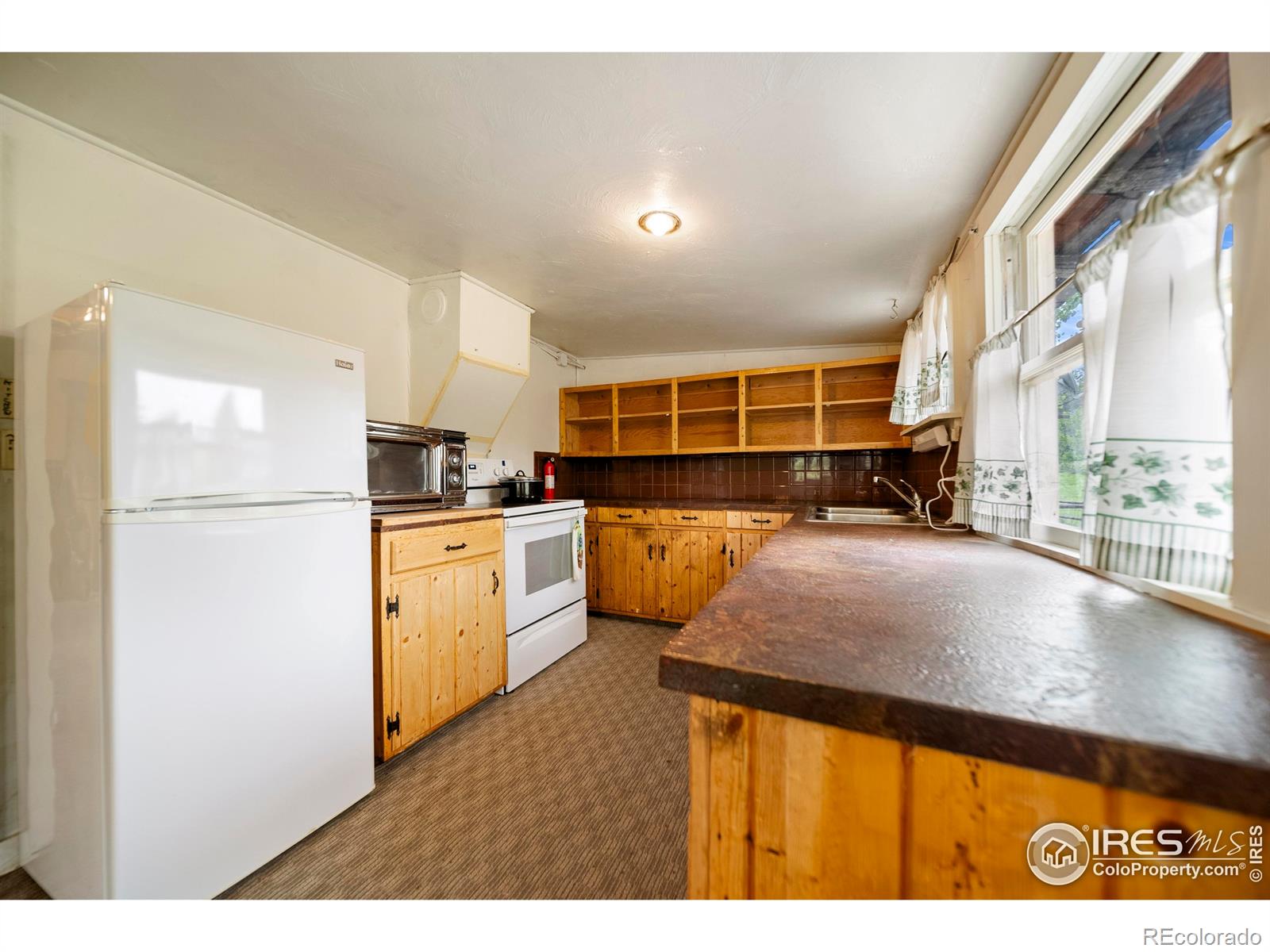 MLS Image #5 for 329  snow top drive,drake, Colorado