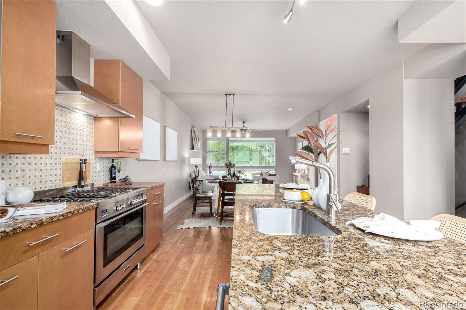 MLS Image #10 for 2610 w front view crescent drive,denver, Colorado