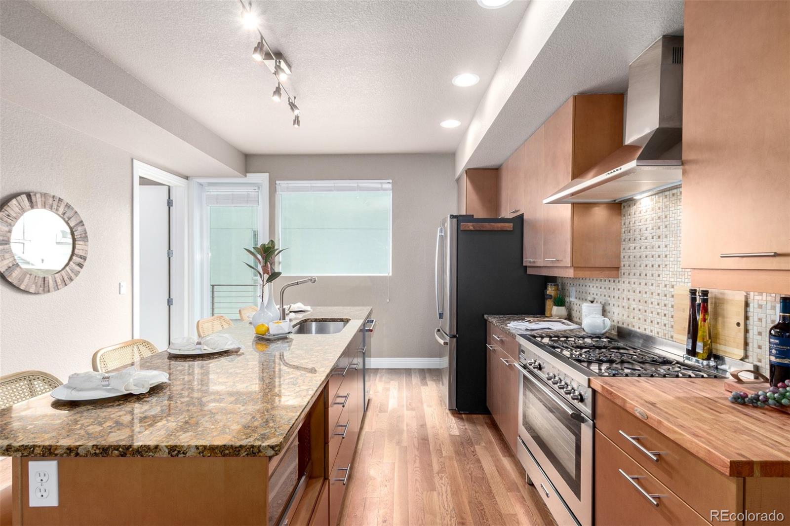 MLS Image #7 for 2610 w front view crescent drive,denver, Colorado