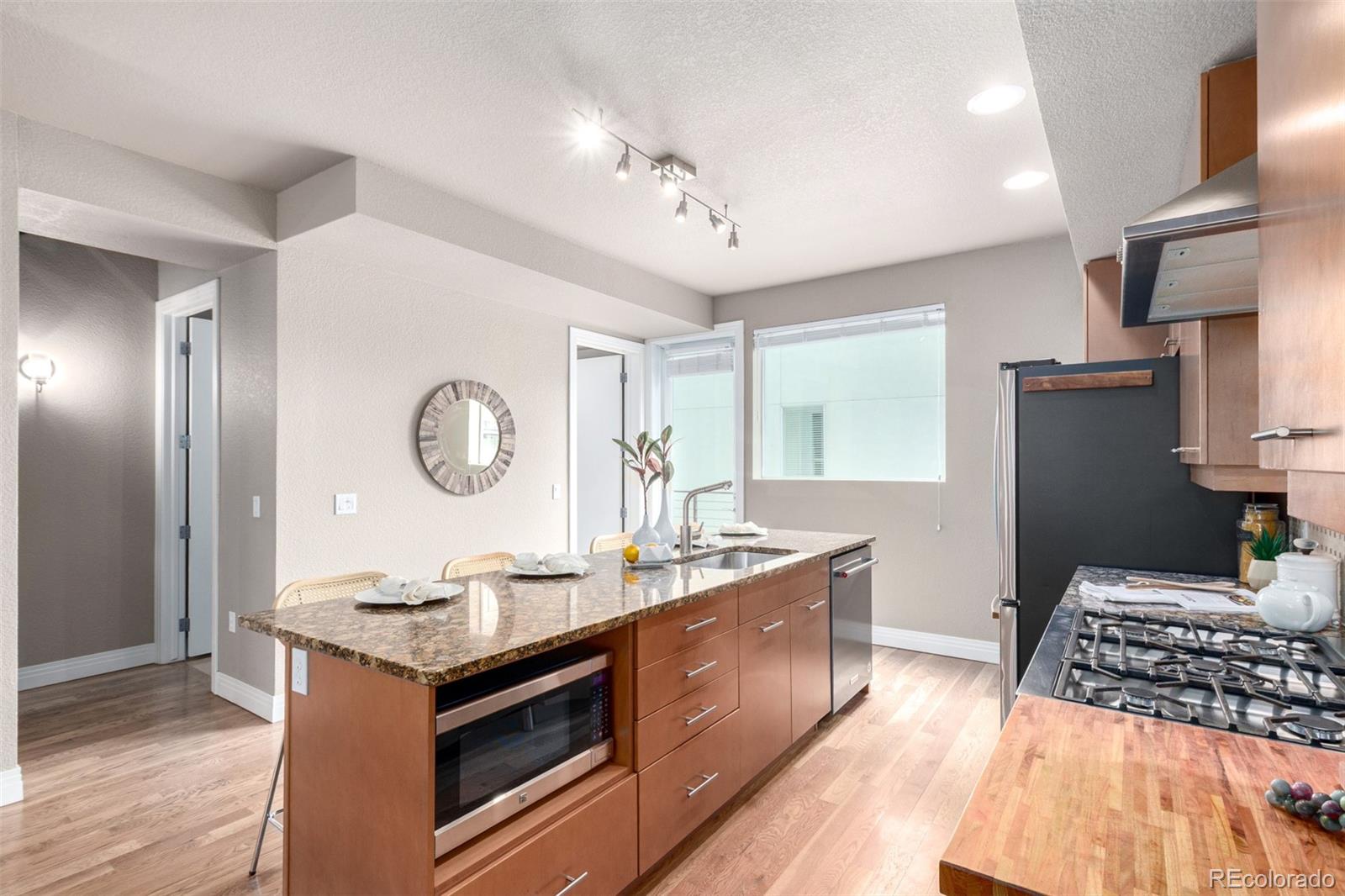 MLS Image #8 for 2610 w front view crescent drive,denver, Colorado